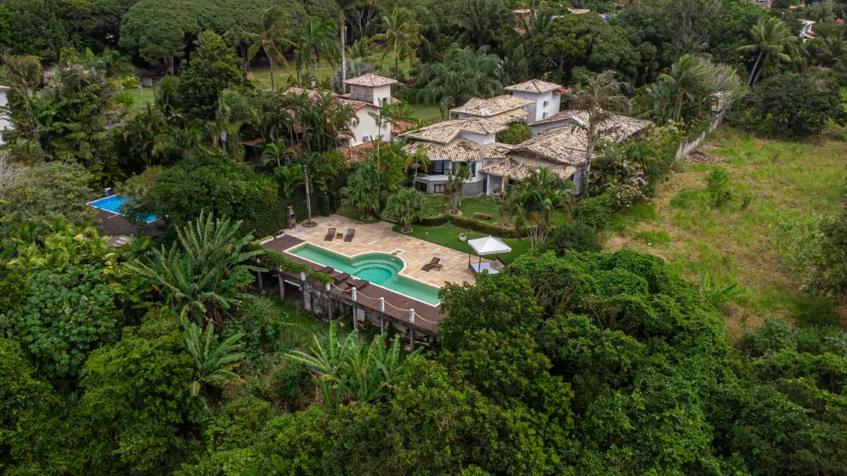 villa slide 1