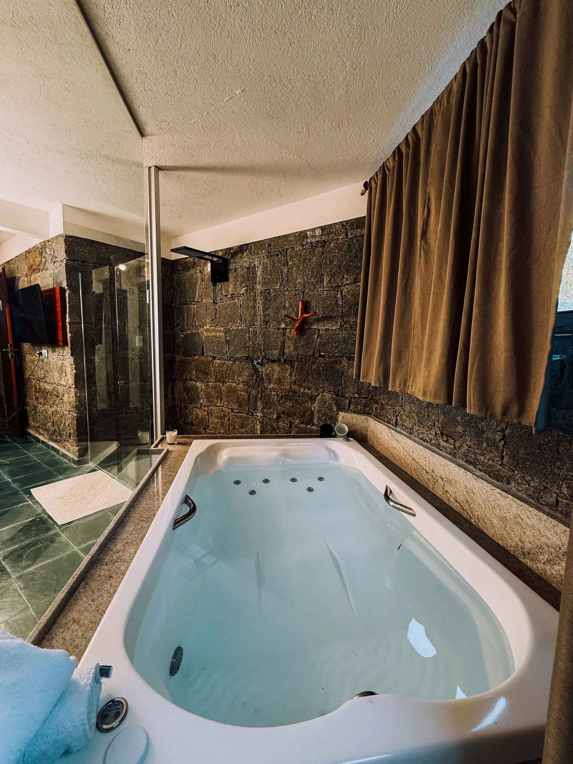 suite-master-com-hidromassagem-proximo-santo-andre-02